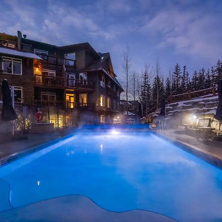 Blackstone Mountain Lodge By Clique Canmore Exteriör bild