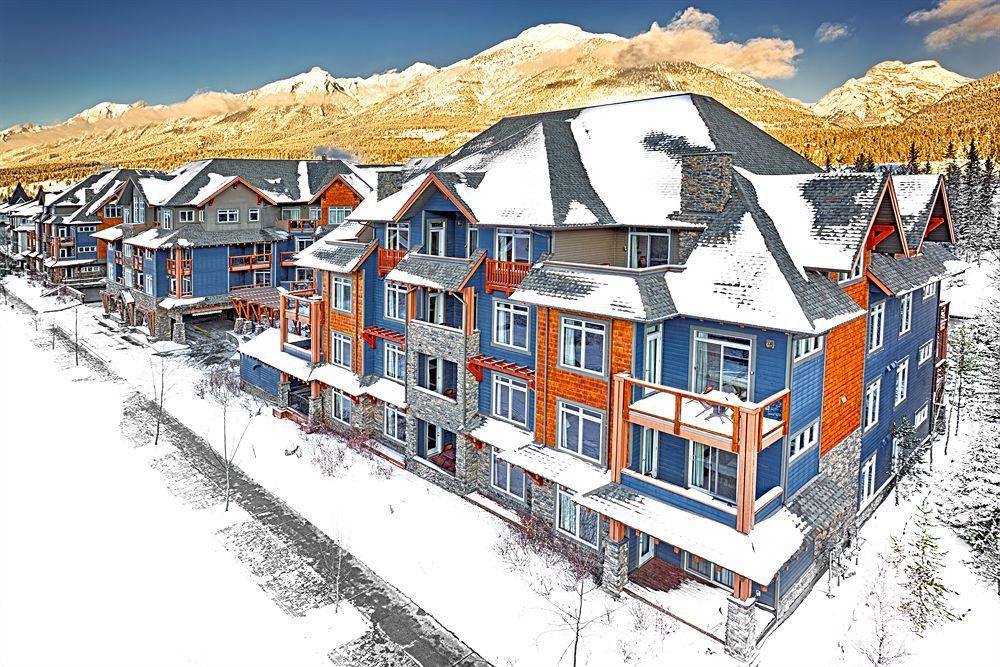 Blackstone Mountain Lodge By Clique Canmore Exteriör bild