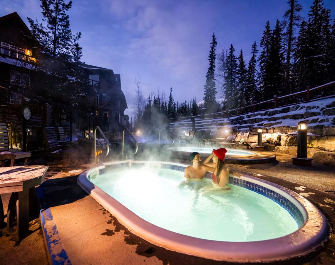 Blackstone Mountain Lodge By Clique Canmore Exteriör bild
