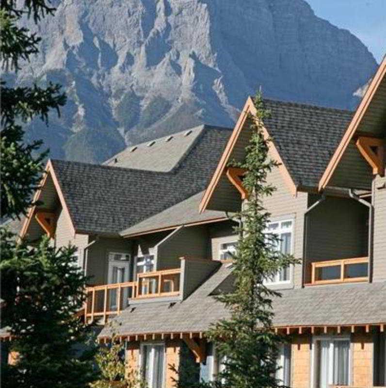 Blackstone Mountain Lodge By Clique Canmore Exteriör bild