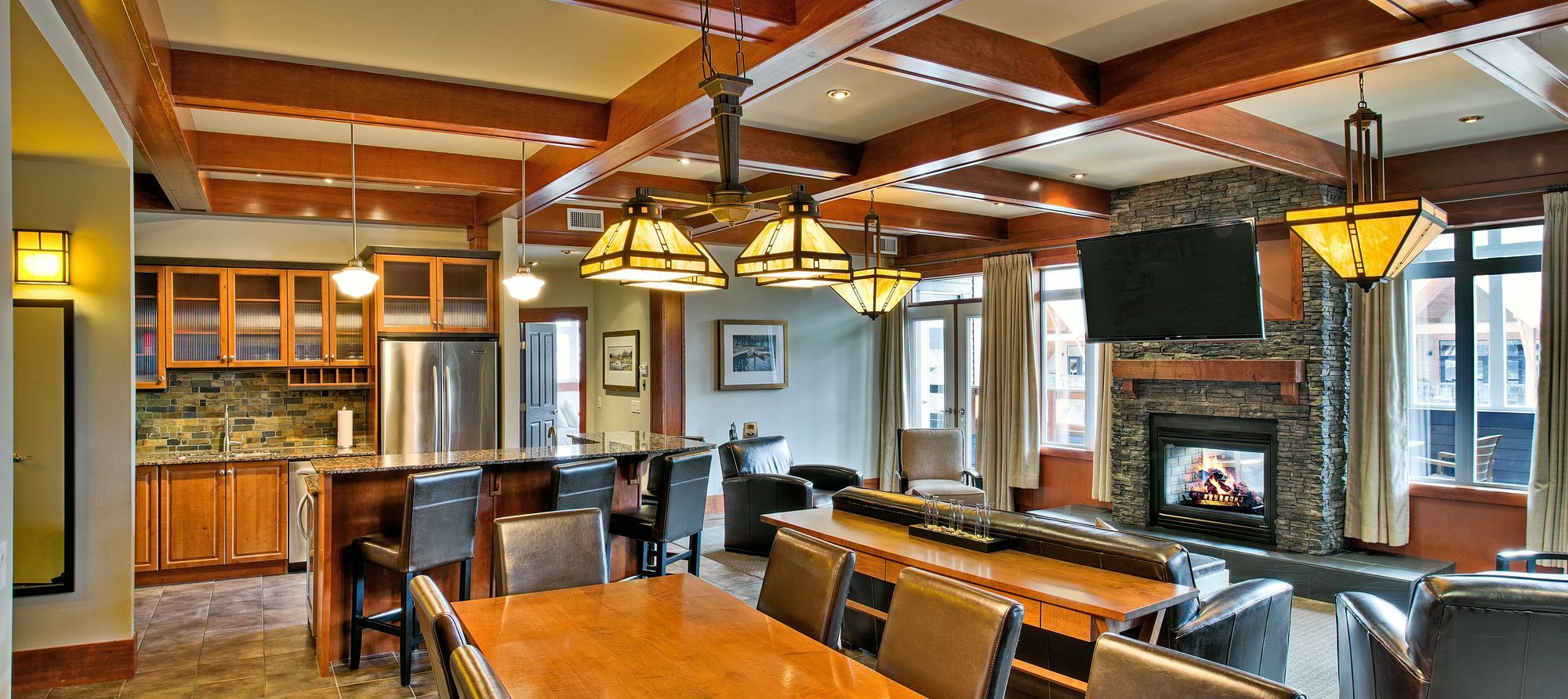 Blackstone Mountain Lodge By Clique Canmore Exteriör bild